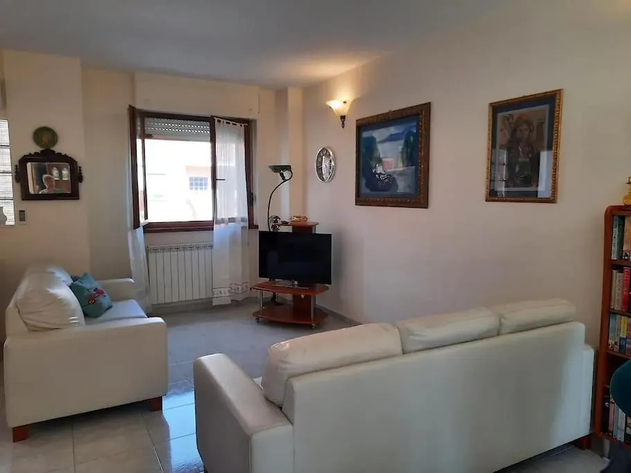 Holiday home Stylish & Spacious Townhouse - Walk To Beach & Town Fertilia Italy